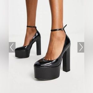 Steve Madden Black Skyrise Heels